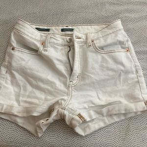 white jean shorts